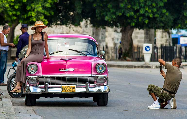 Old car photo opportunity in Havana.